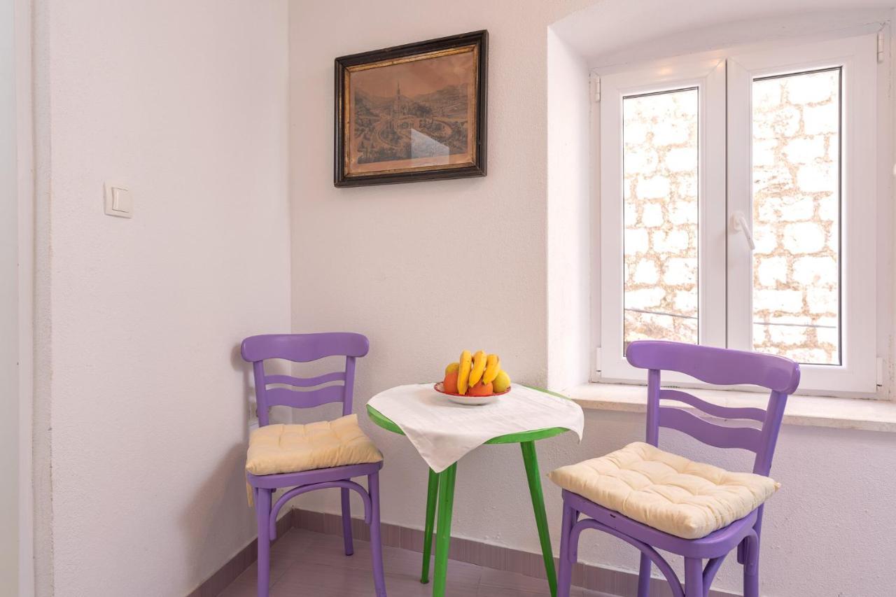 Harbourside Mandina - Zf Hvar *